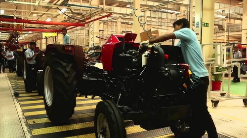 印度农业生产设备跟不上 看看他们怎么生产拖拉机的就知道了